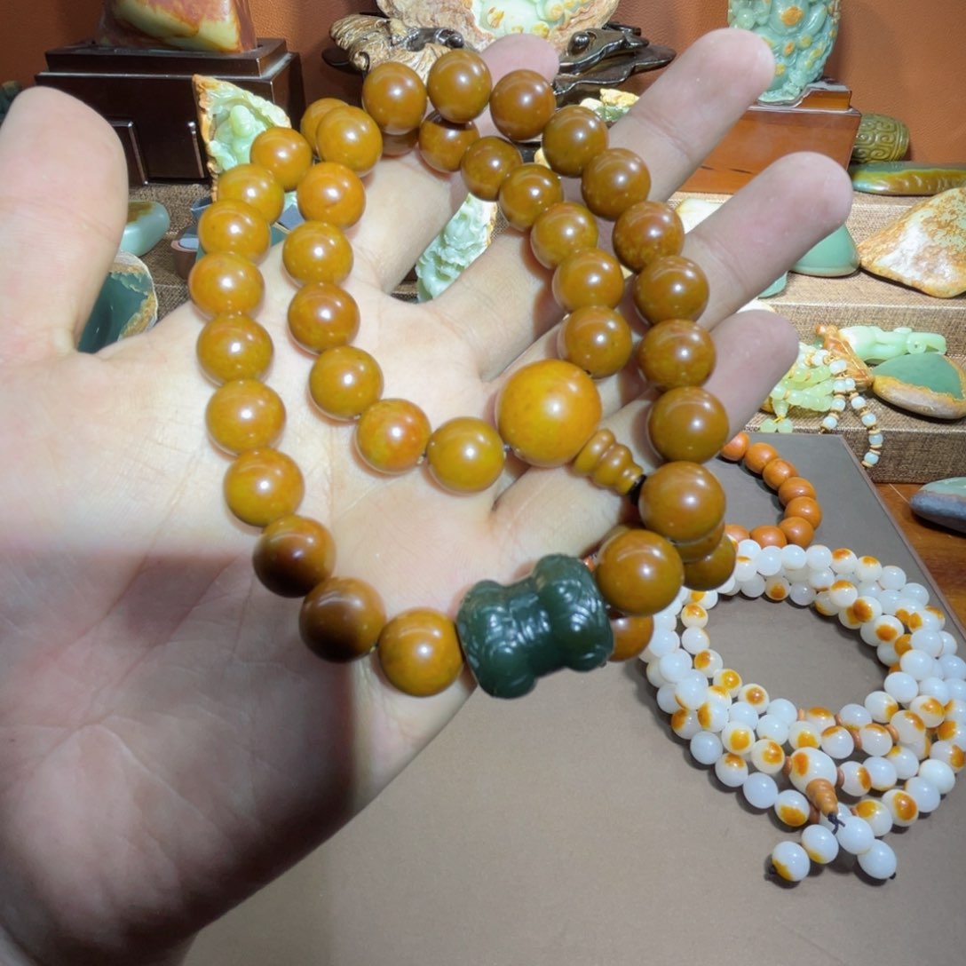 和田玉手持 卡12未镶嵌