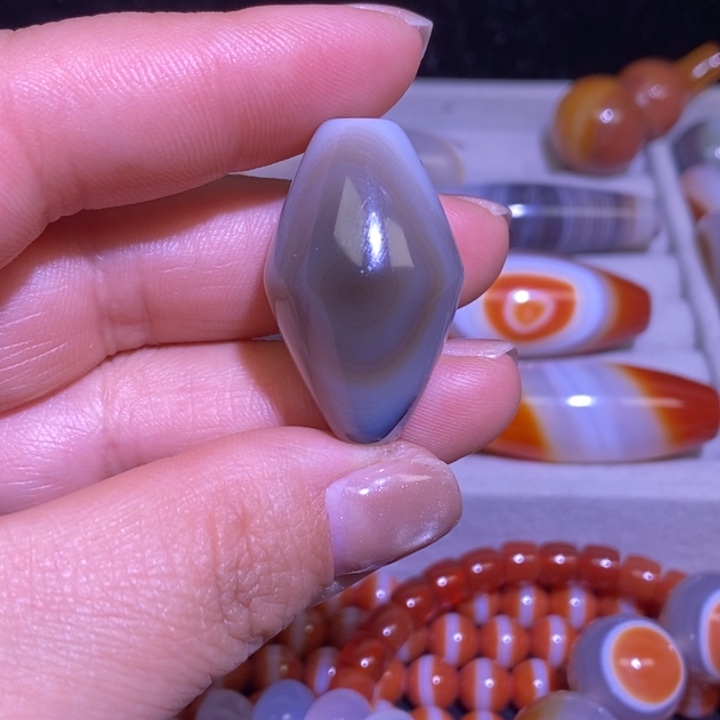 玛瑙/玉髓未镶嵌颈饰