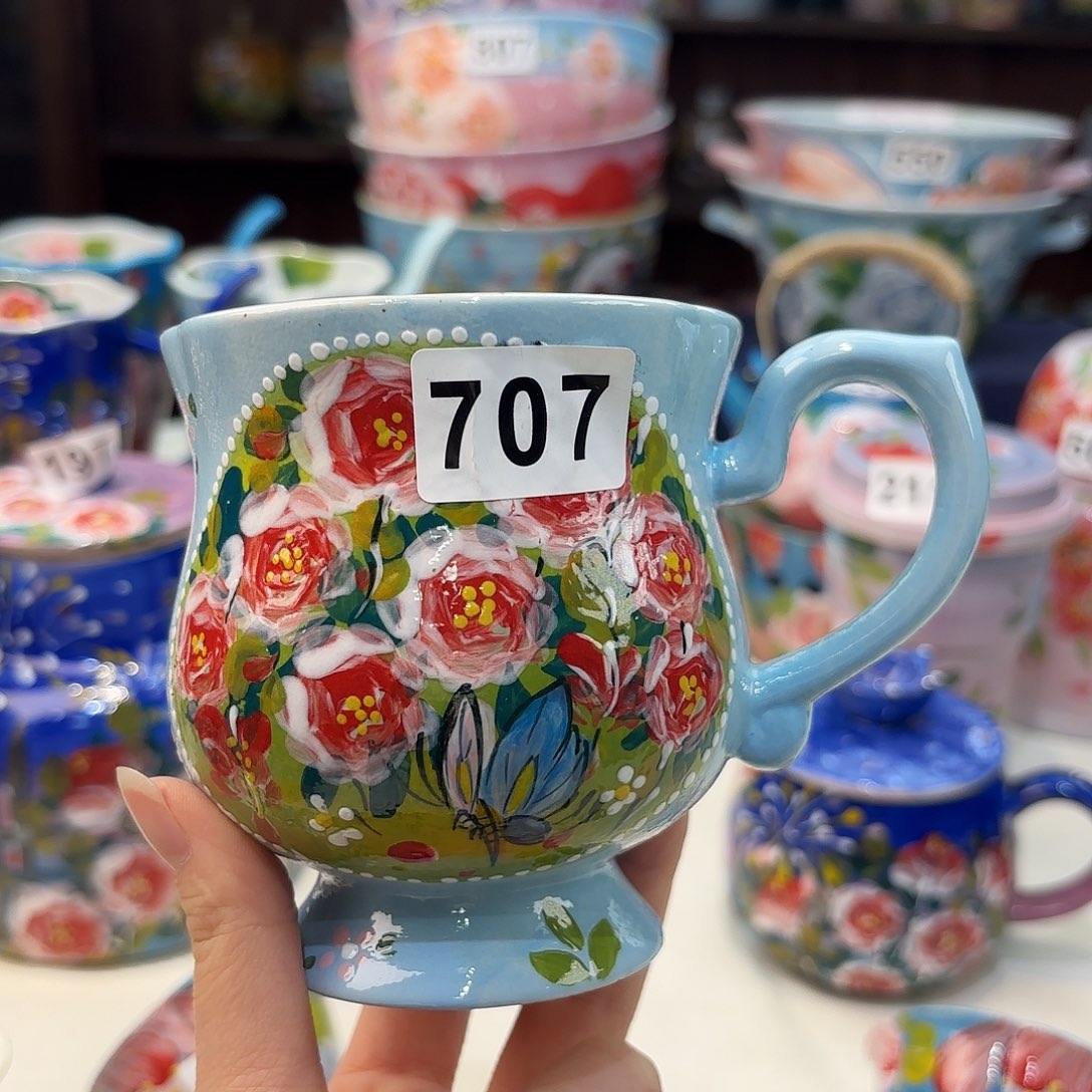 瓷片兔兔的小可爱太