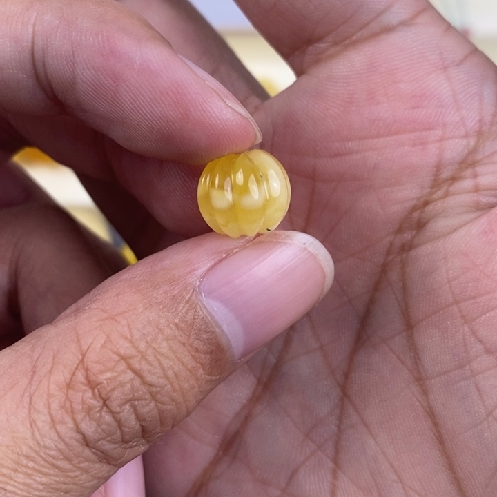 琥珀裸石未镶嵌琥珀蜜蜡