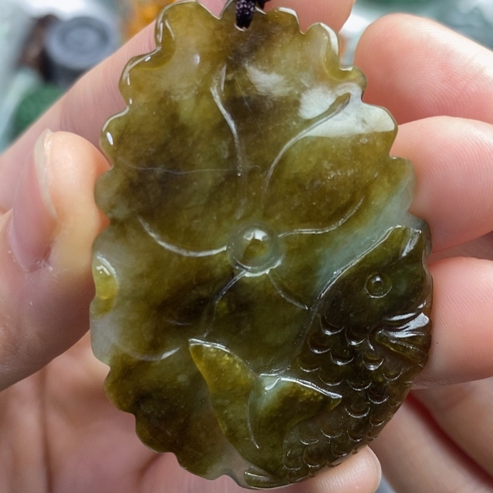 颈饰未镶嵌翡翠吊坠