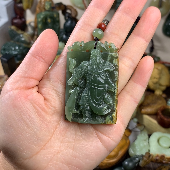 和田玉吊坠未镶嵌成**爱