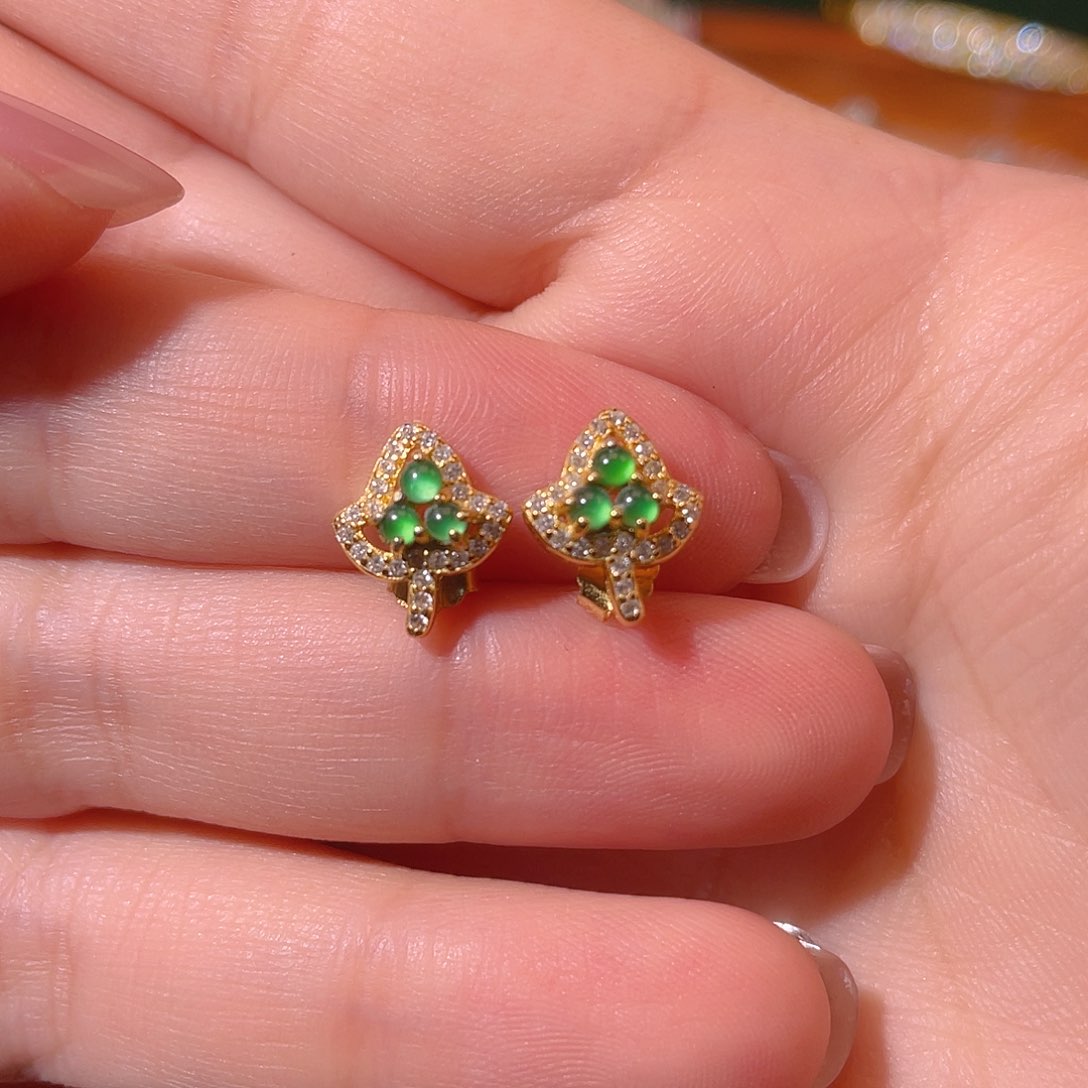 翡翠银S925镶嵌吊坠(不含链)羊*