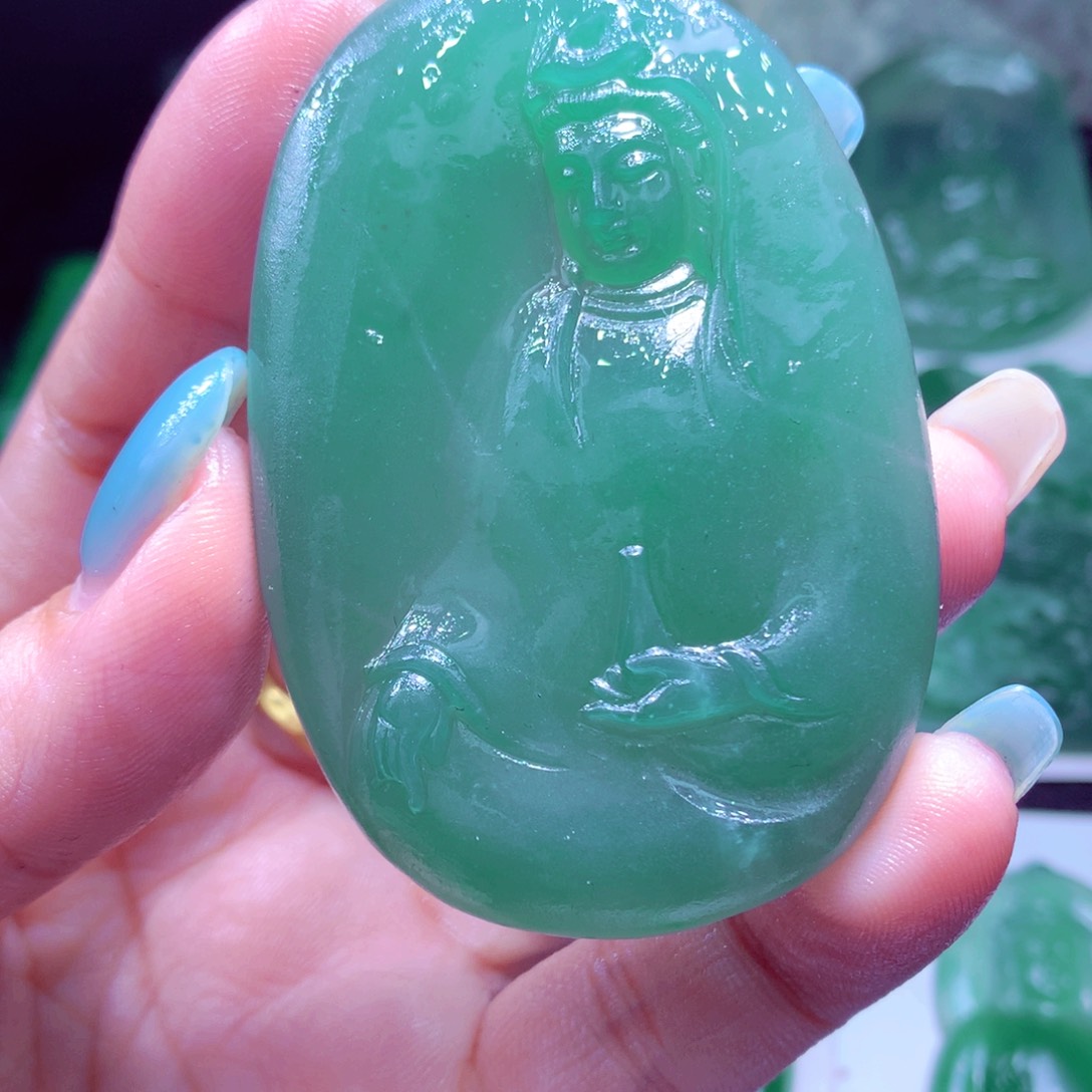 定制翡翠未镶嵌天然缅甸翡翠A货毛货挂件