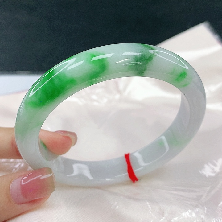 翡翠未镶嵌手镯圈60.5，16012