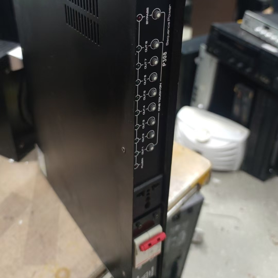 8新  二手时序器一台，不包邮费。