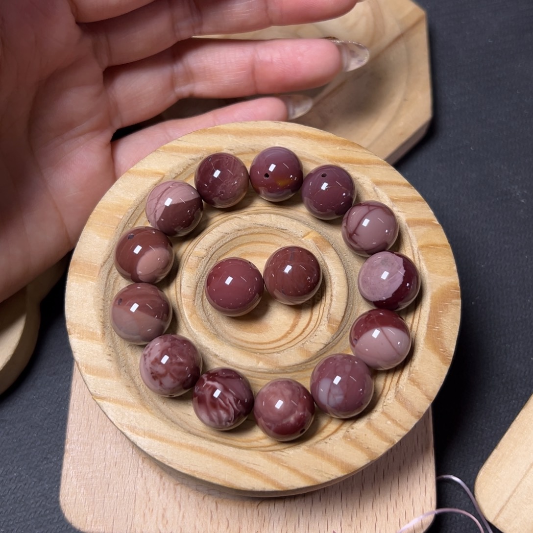 一***糖石英质玉未镶嵌手链29