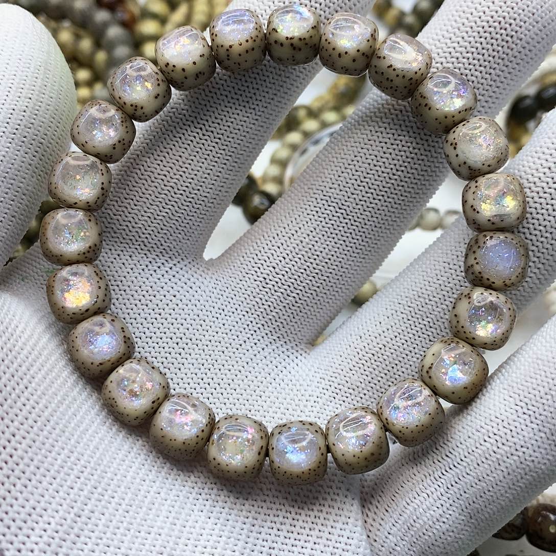 星月菩提手串海南星月菩提