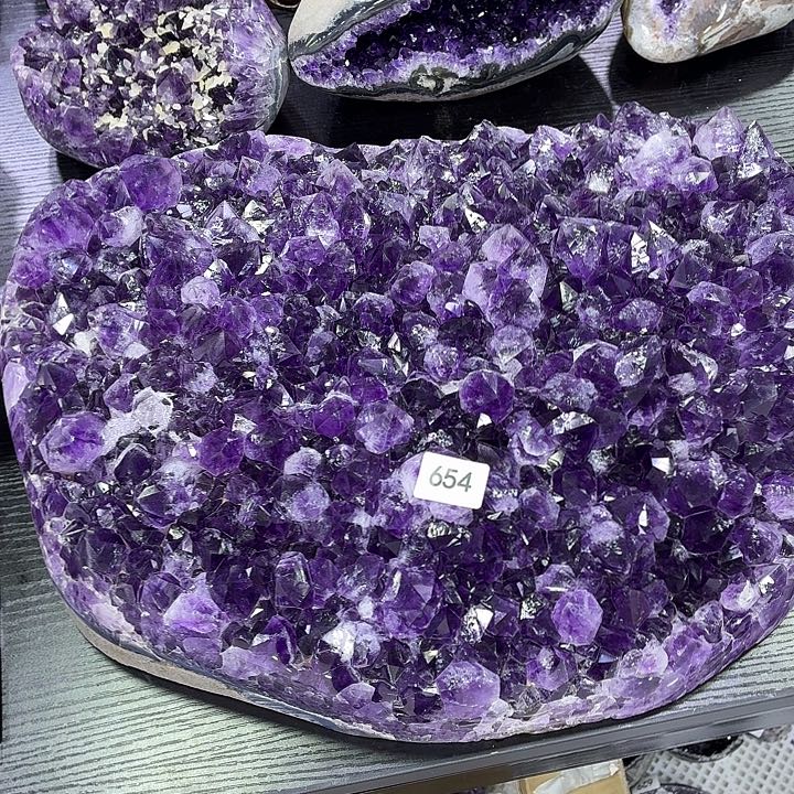 马***郭未镶嵌水晶大型摆件（非配饰）