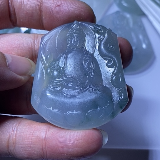 未镶嵌定制翡翠牌子