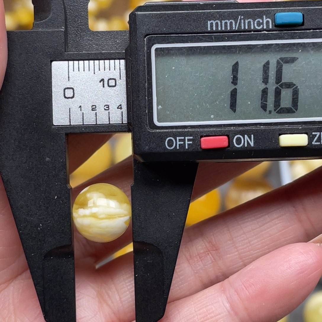 血***丷琥珀未镶嵌裸石天然