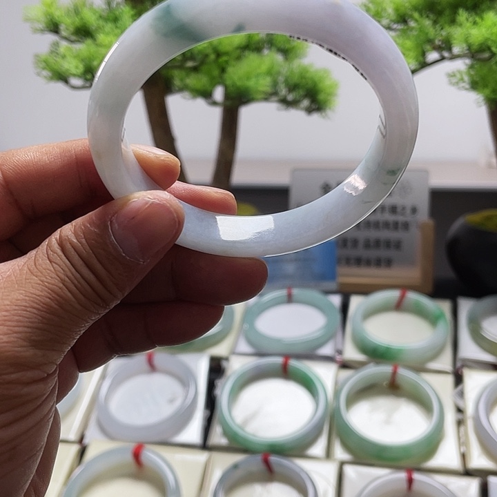 未镶嵌手镯翡翠成品