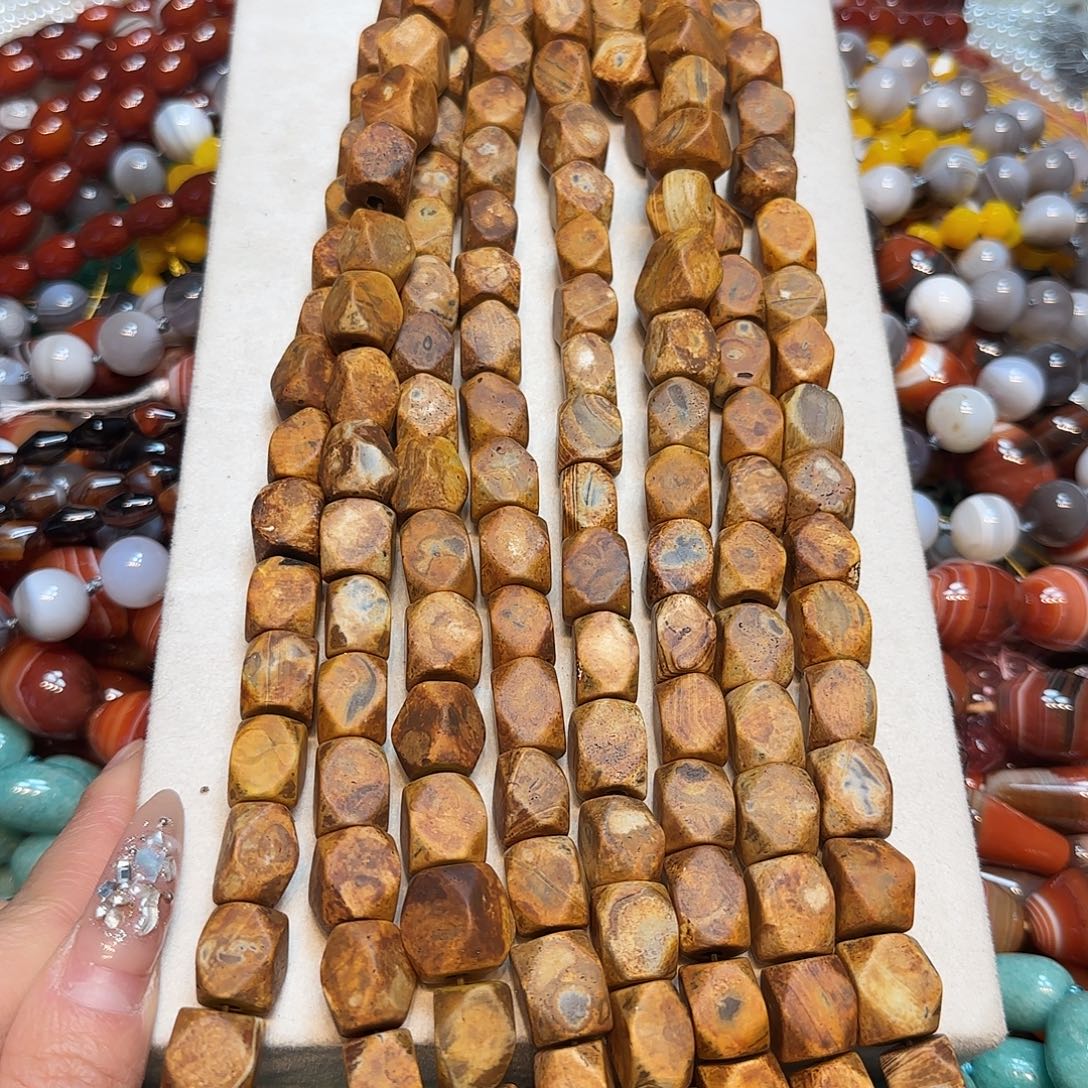 玛瑙/玉髓合金珠宝半成品大孔复古老玛瑙八棱一条