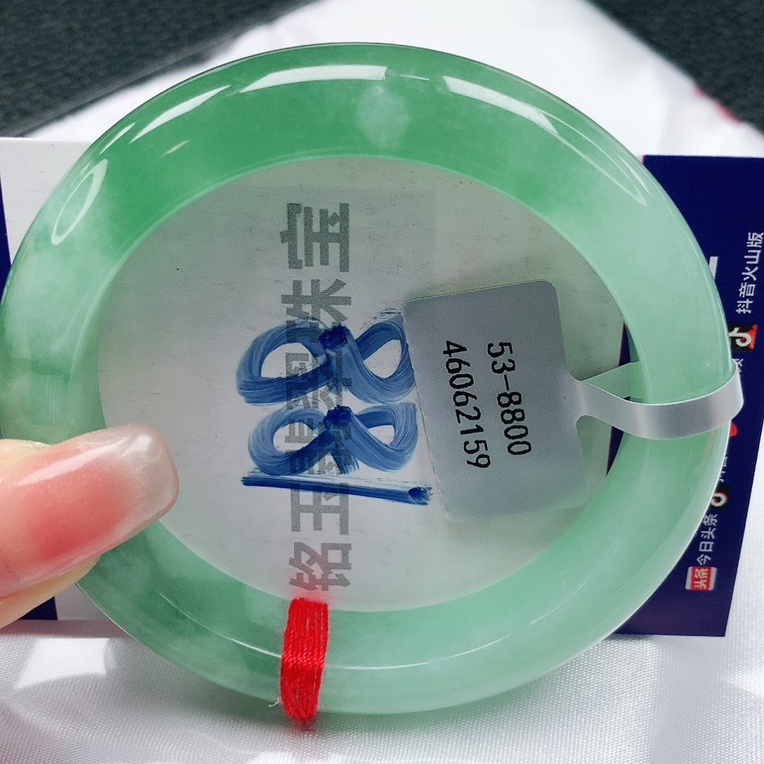 翡翠手镯未镶嵌缅甸天然a货翡翠