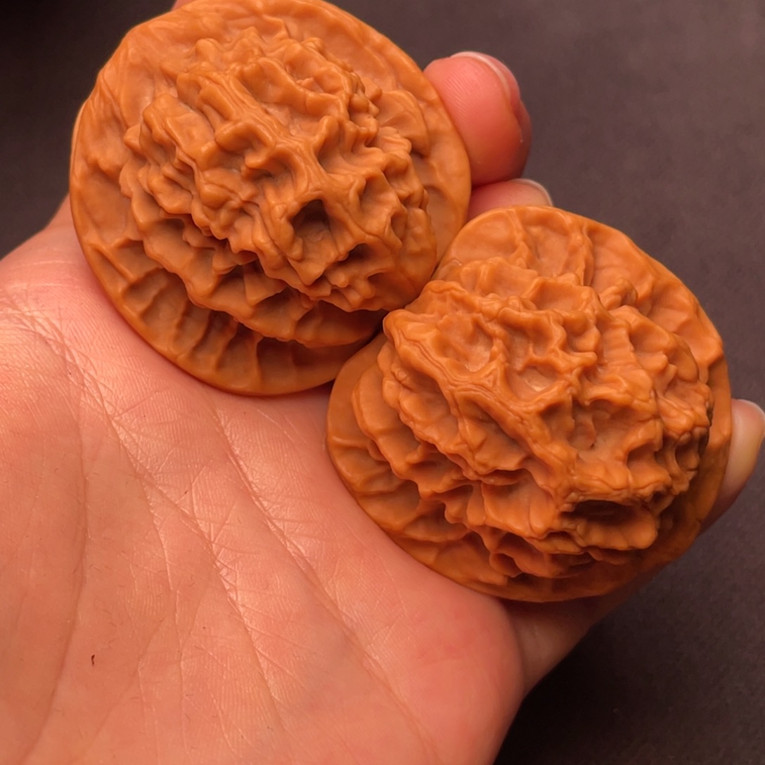 文玩核桃吊坠秦岭野生