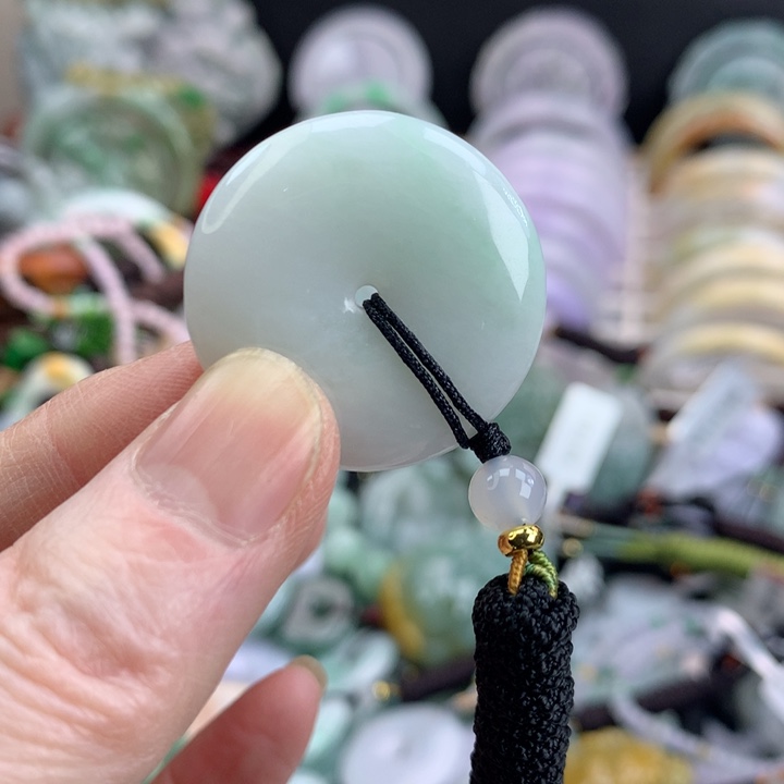 翡翠颈饰未镶嵌吊坠