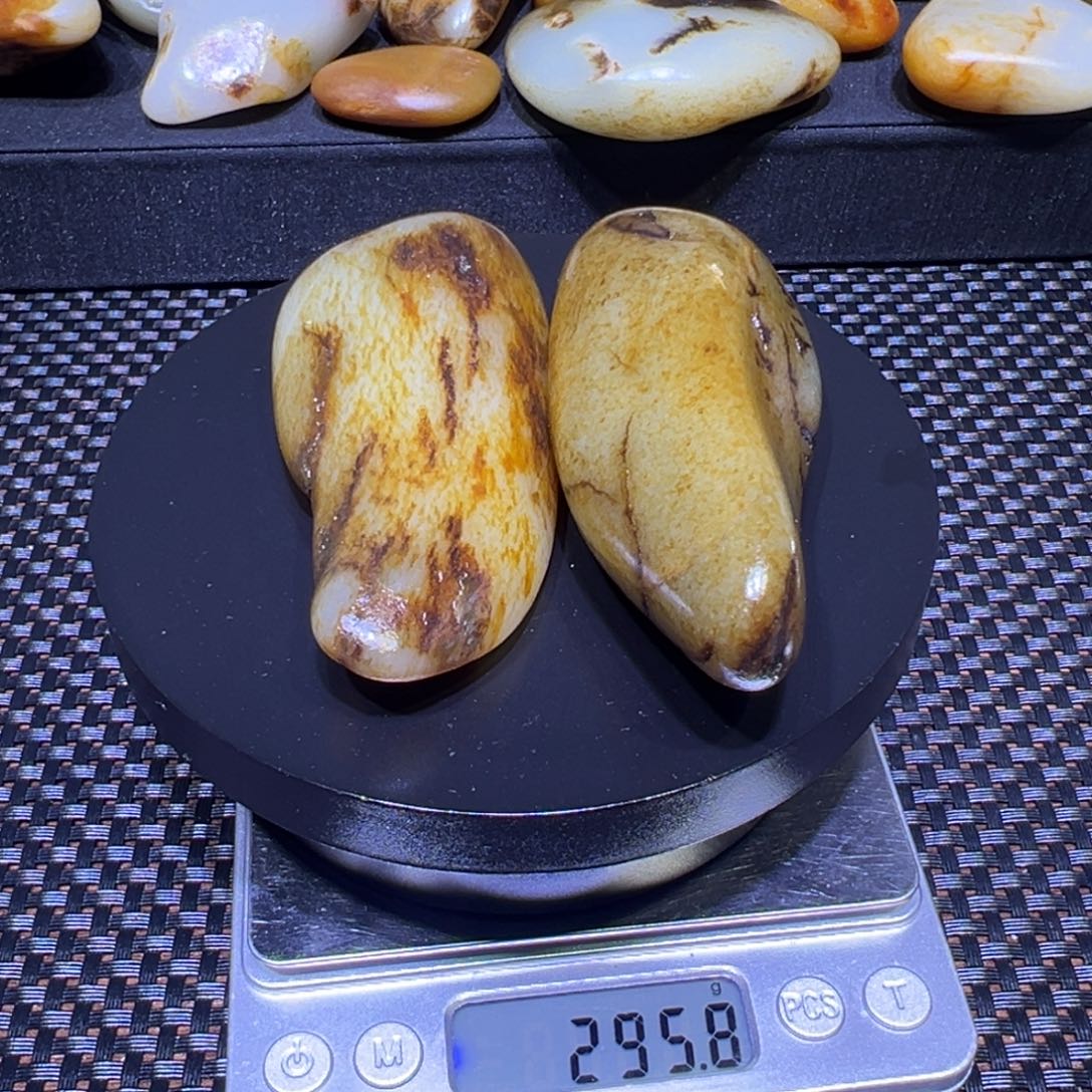 玉***记和田玉（子料）未镶嵌吊坠(不含链)