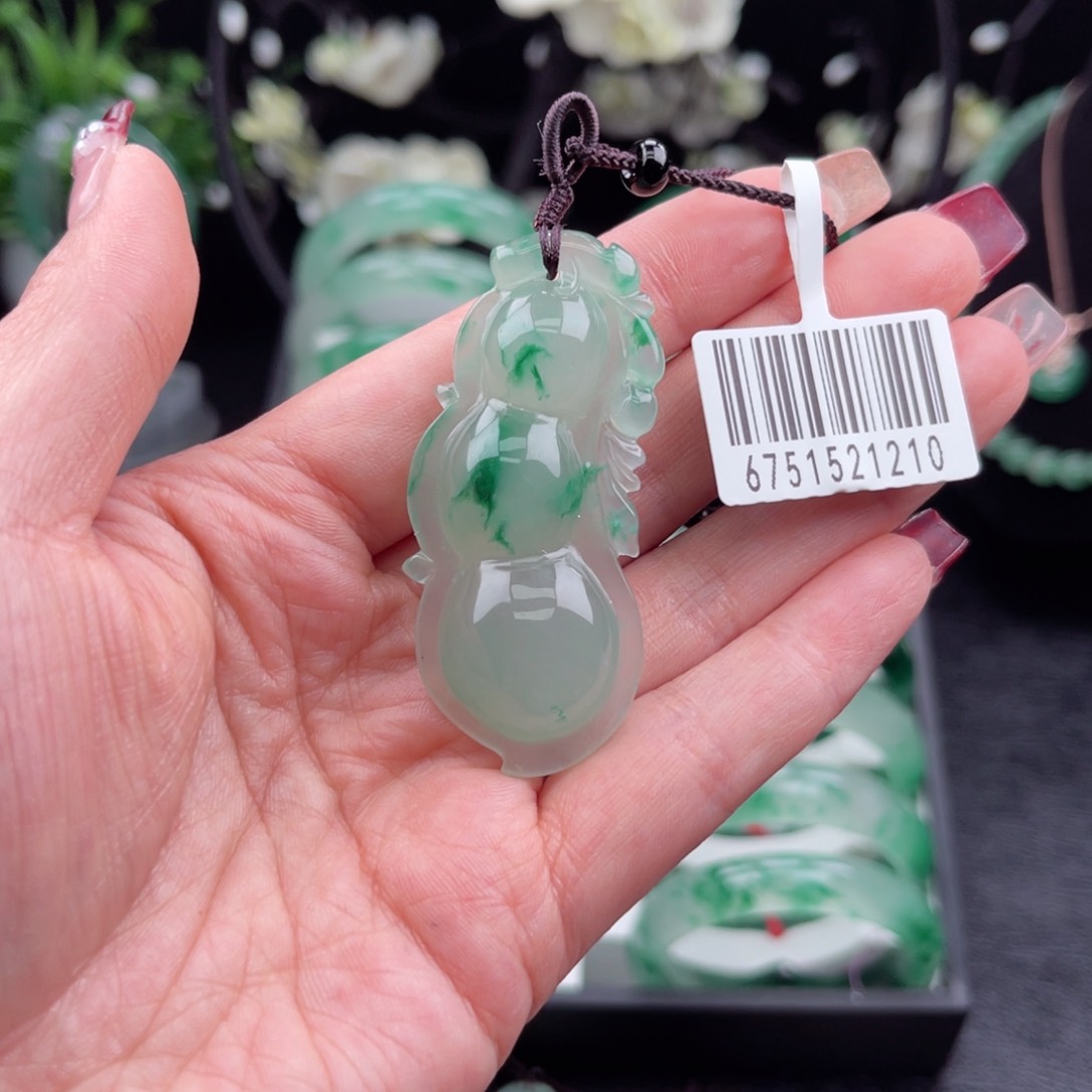 石英质玉颈饰未镶嵌霸*