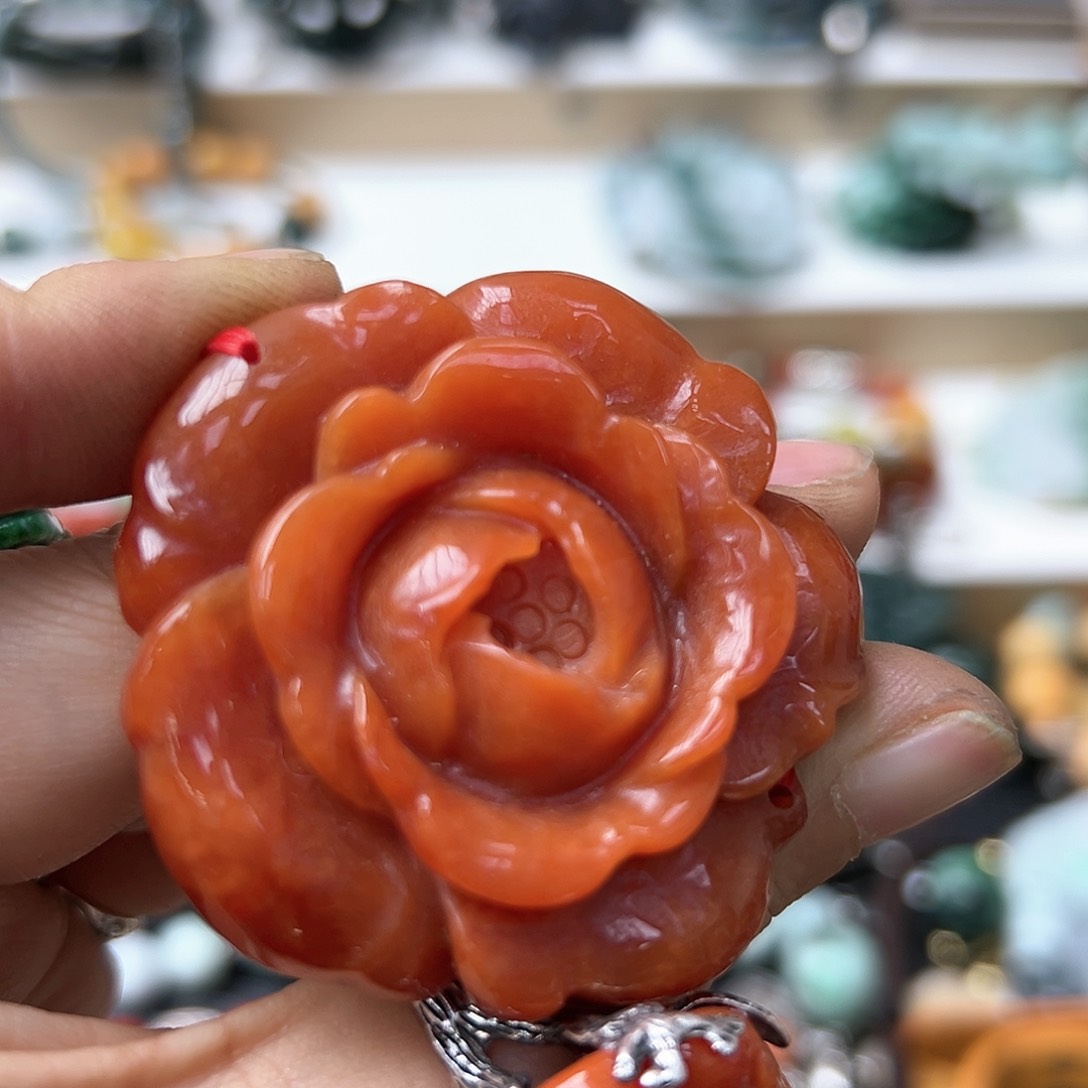 翡翠颈饰未镶嵌郑****备