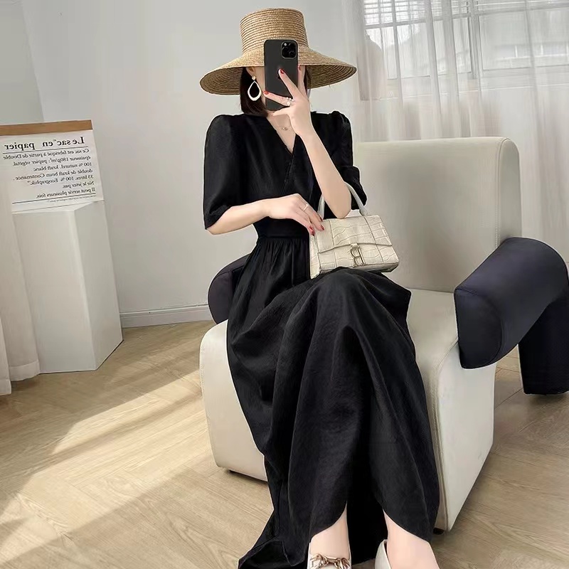 【001-100编码】黑色V领短袖连衣裙女夏季新款设计感显瘦长款裙子