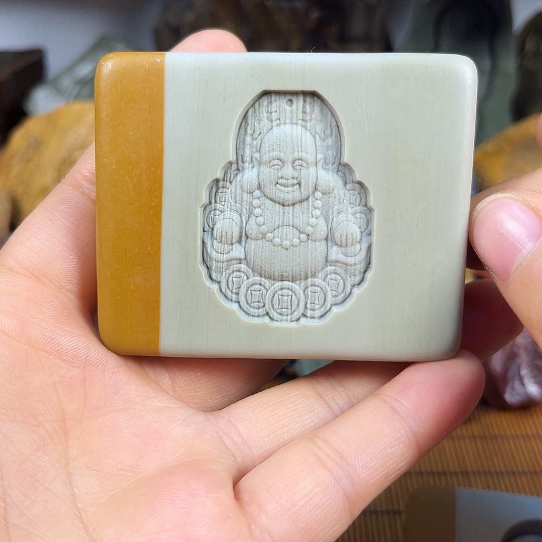 新疆戈壁石原石雕刻