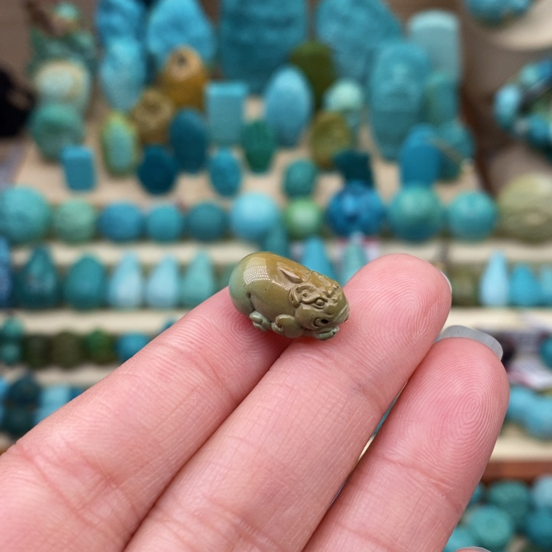 绿松石珠宝奇石未镶嵌