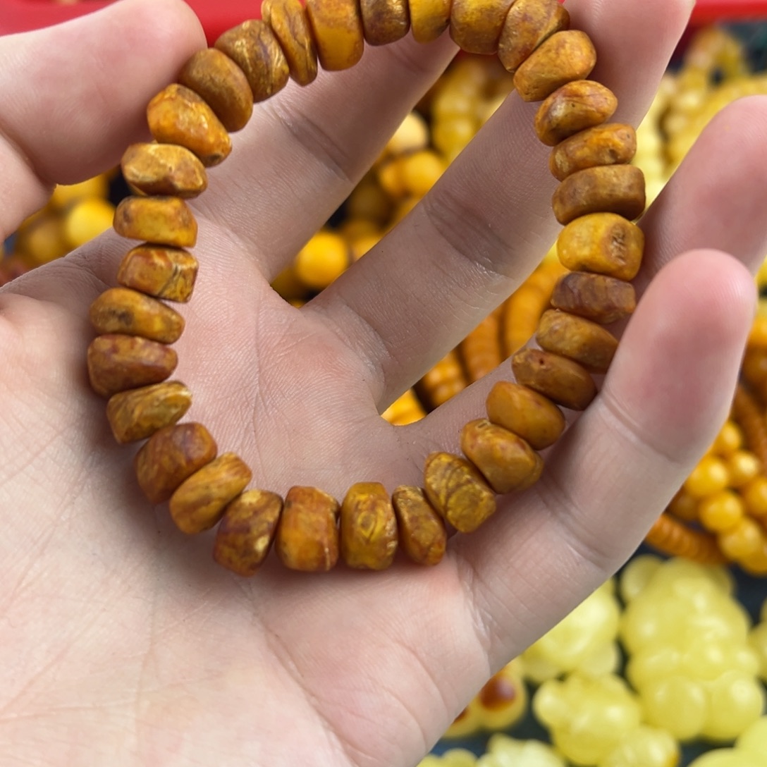 琥珀未镶嵌珠宝奇石