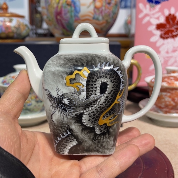 手工制作工艺品等