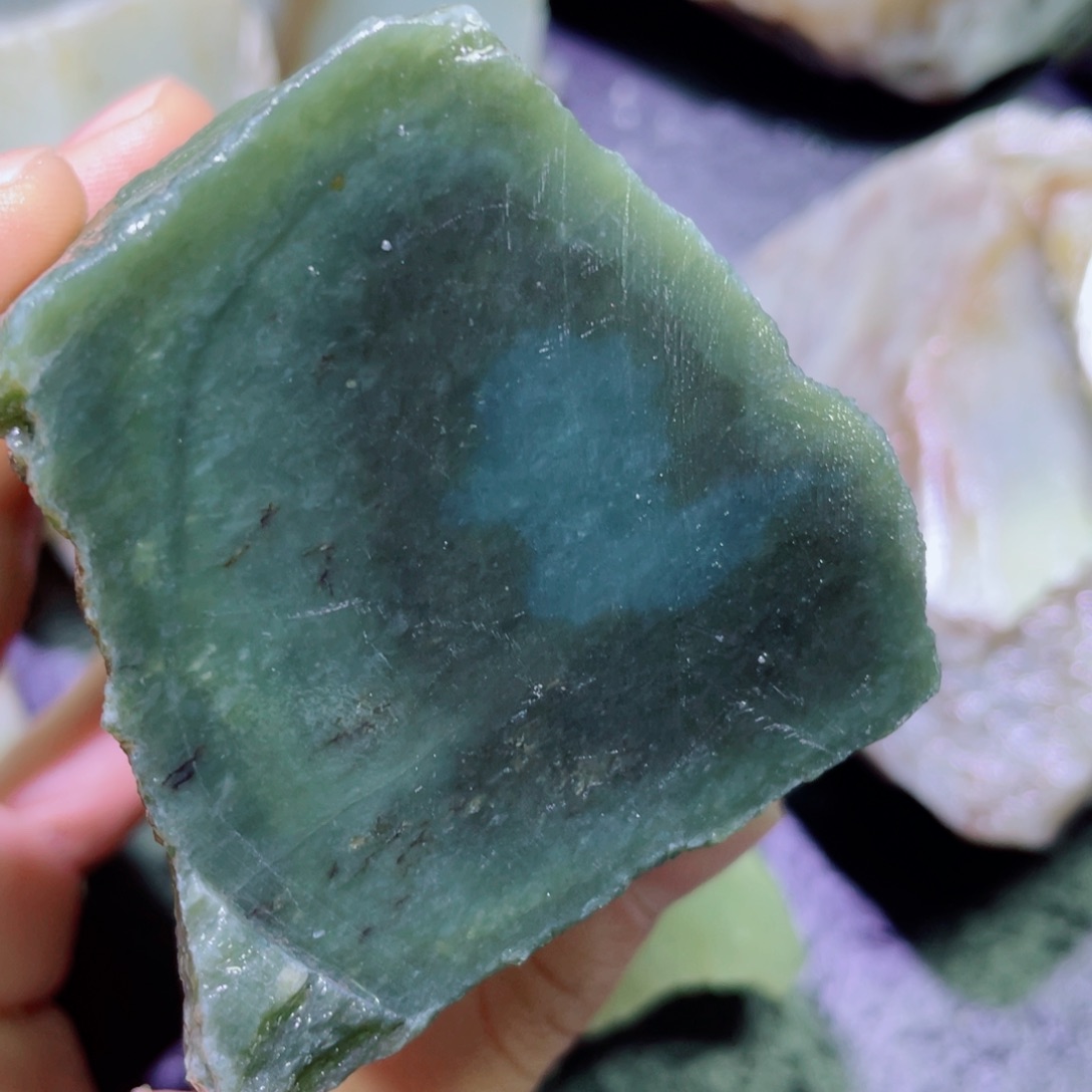 和田玉未镶嵌珠宝半成品