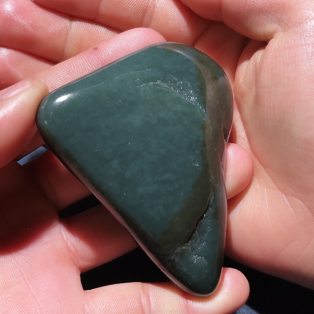 和田玉未镶嵌珠宝奇石