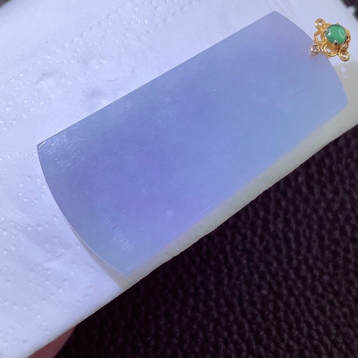 翡翠18K金镶嵌颈饰翡翠