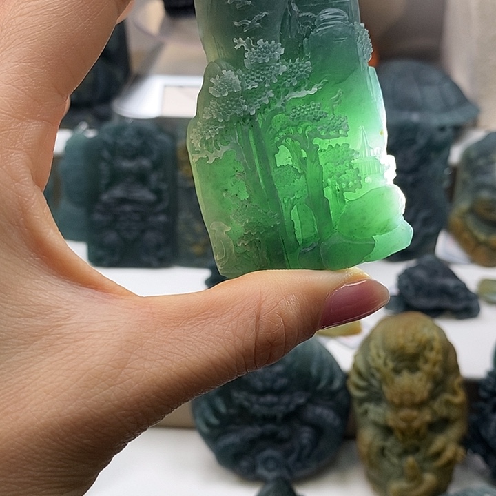 定制翡翠未镶嵌翡翠