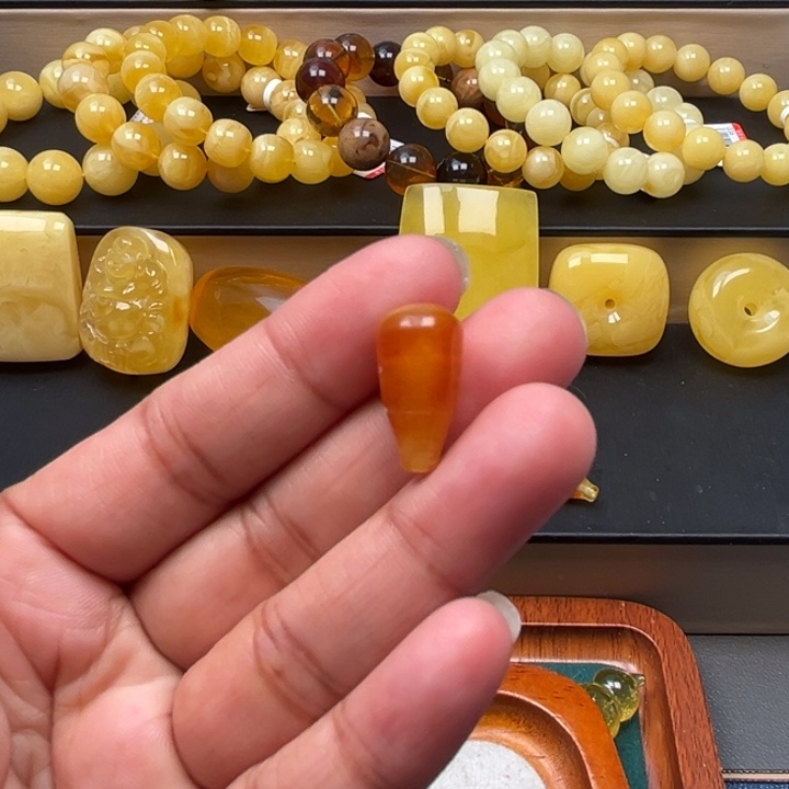 风****琥珀未镶嵌珠宝奇石M295号