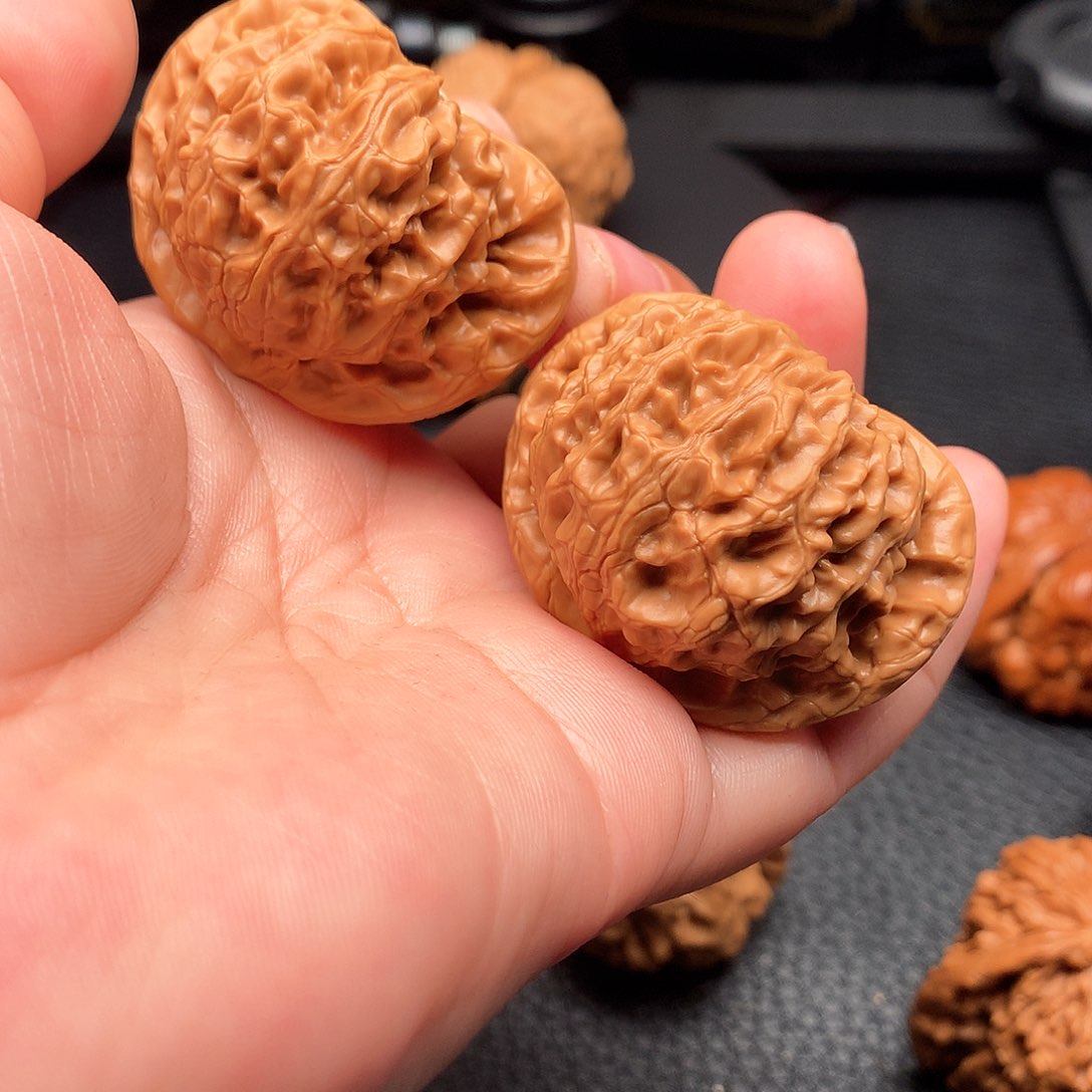 文玩核桃吊坠77号宫灯41+