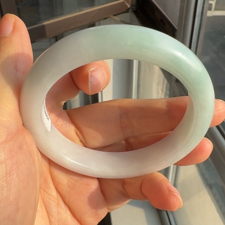 翡翠未镶嵌手镯手镯