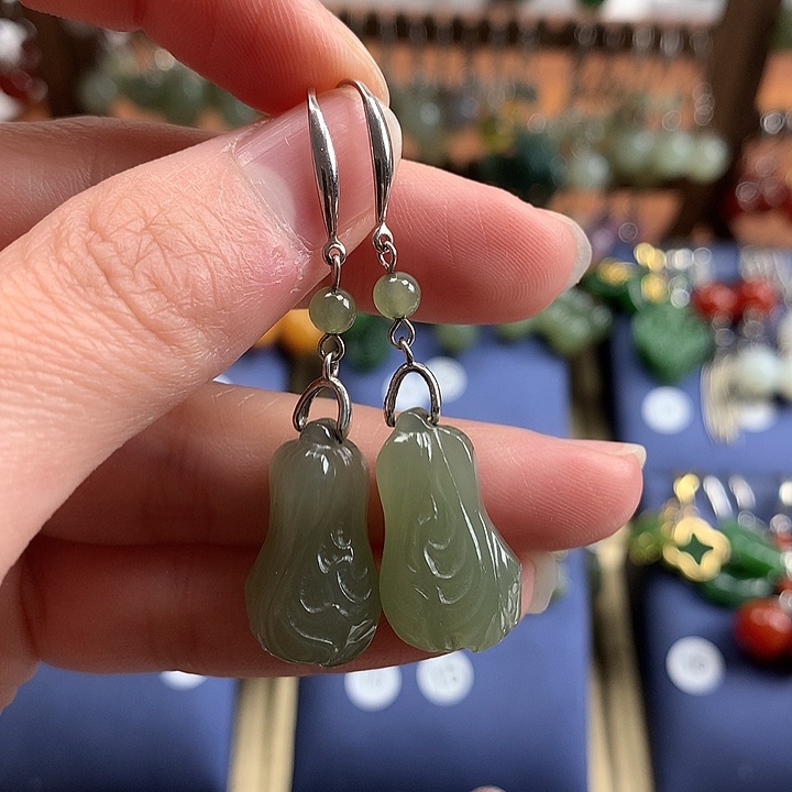 和田玉银S925镶嵌耳饰白菜21.7左右晴水绿