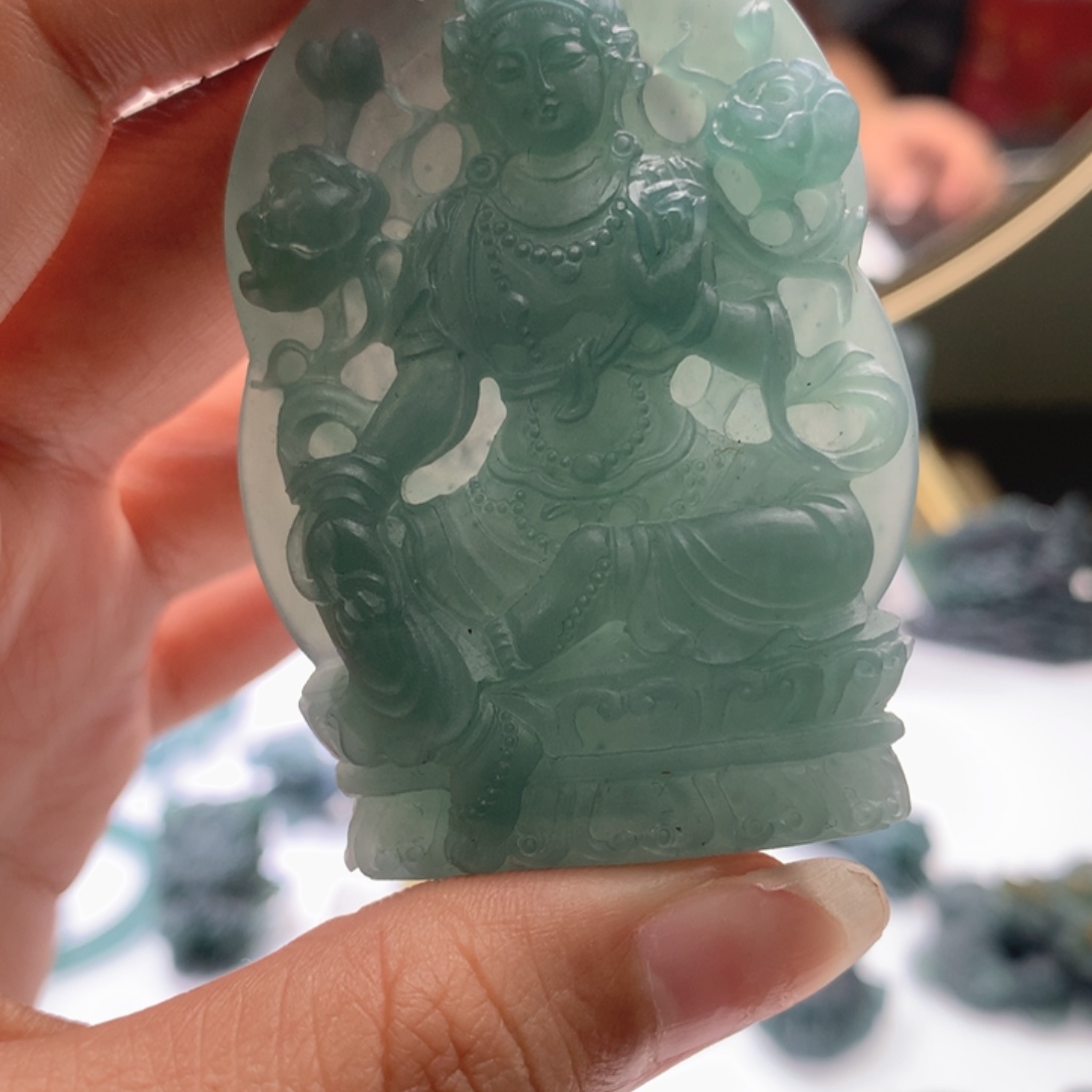 草***长定制翡翠未镶嵌毛货不退不换