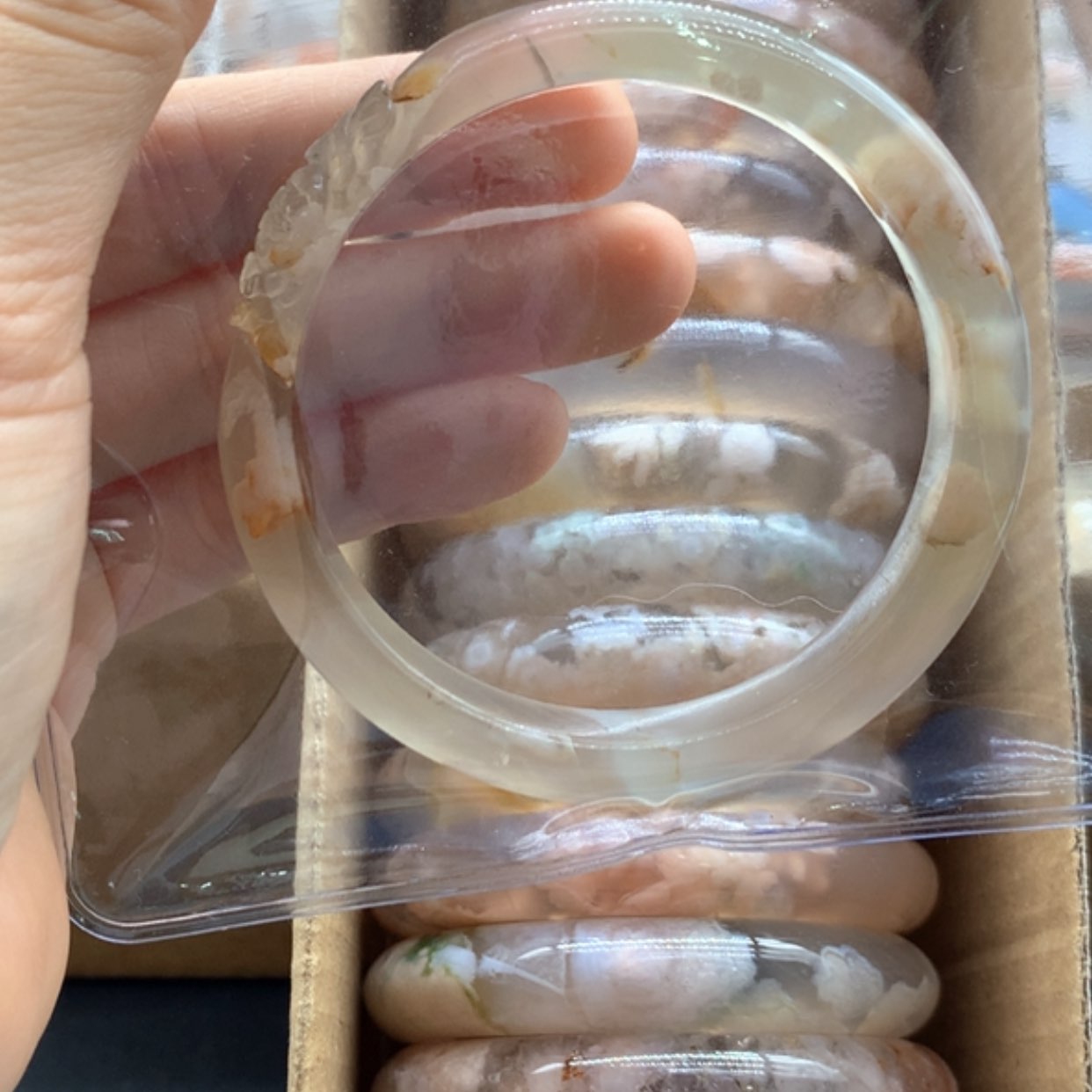 【闪购商品】玛瑙/玉髓手镯未镶嵌窝**鸭