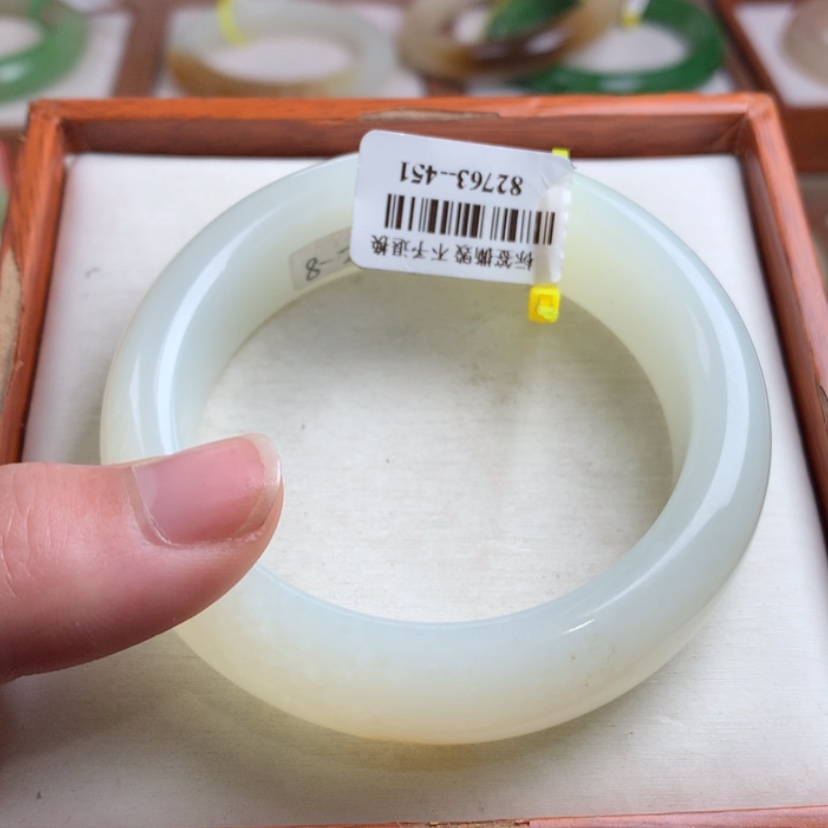 【闪购商品】和田玉手镯未镶嵌53.7
