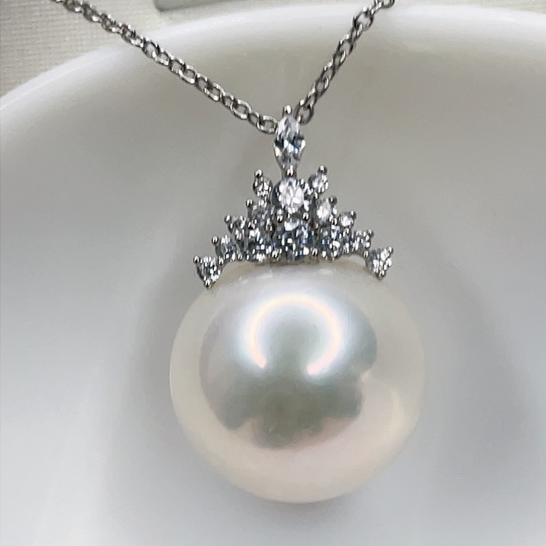 淡水珍珠颈饰18K金镶嵌