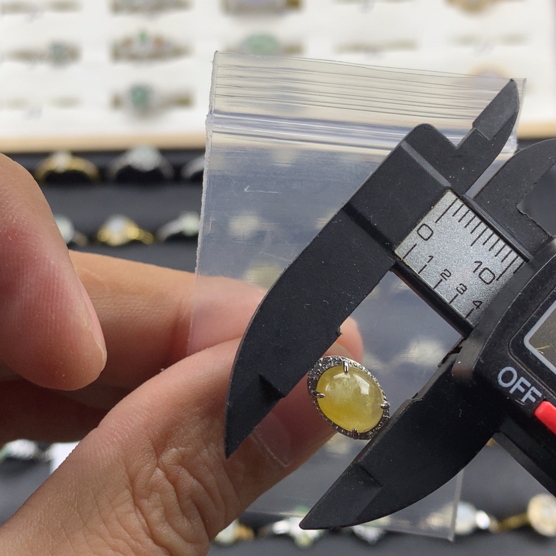 饭***吃翡翠未镶嵌戒指515