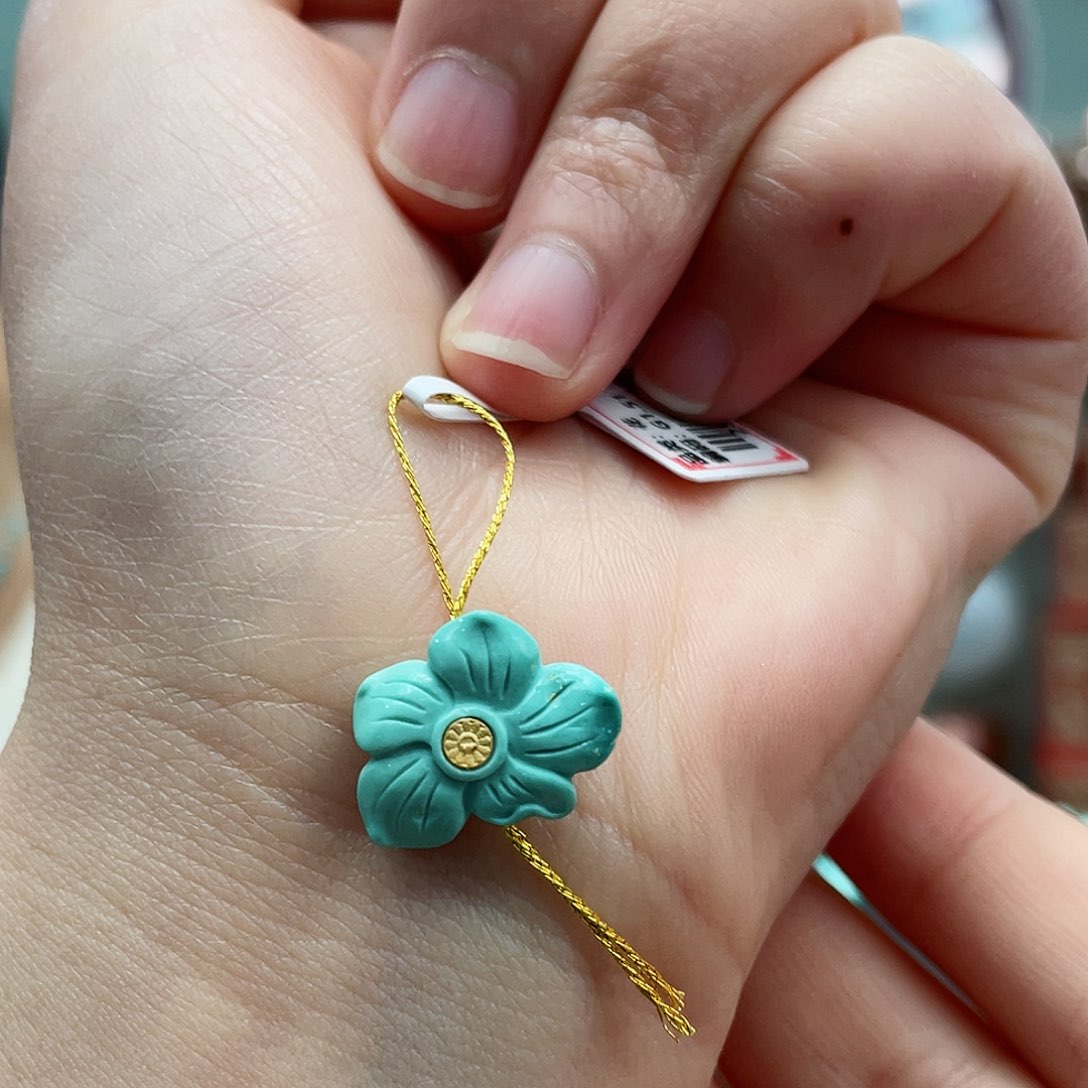 绿松石颈饰未镶嵌