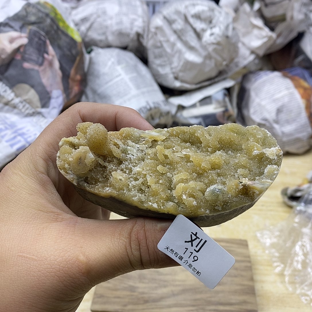 未镶嵌水晶珠宝半成品