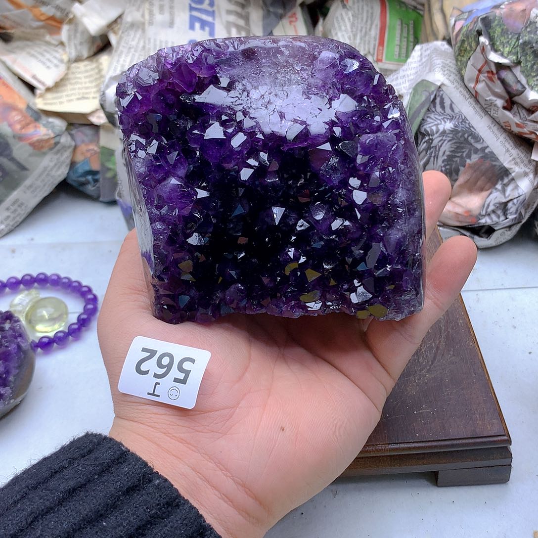 紫晶大型摆件（非配饰）未镶嵌