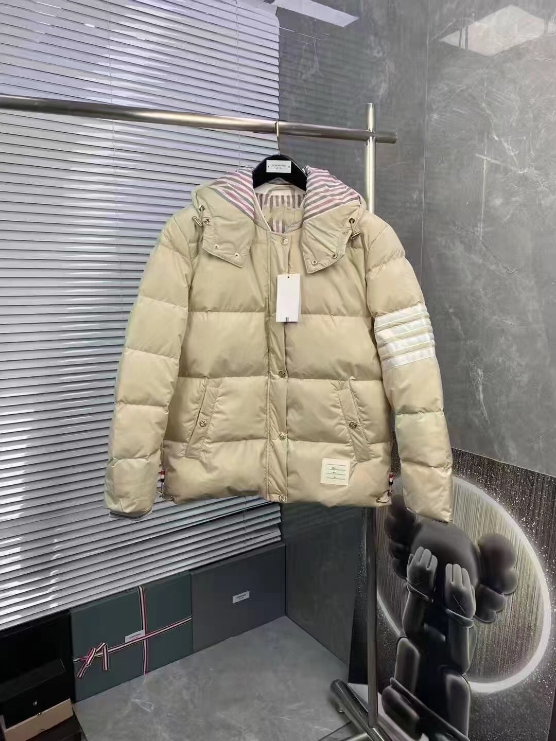 71005简单保暖外套轻奢