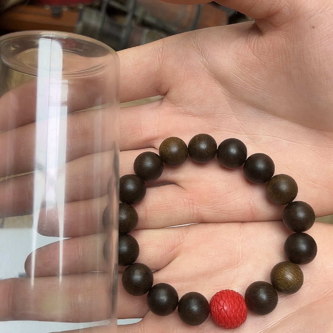 大叶紫檀（黑酸枝木类）