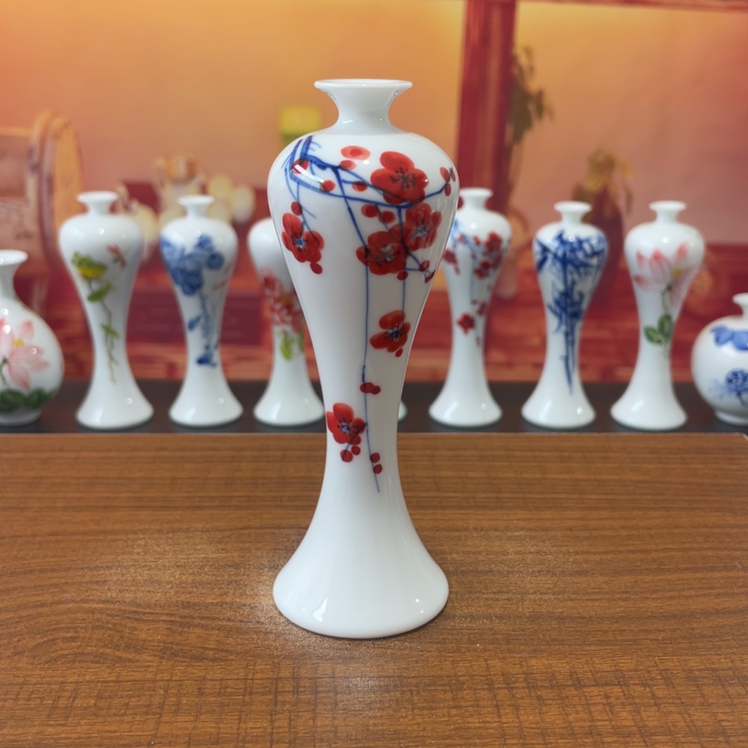 陶瓷景德镇小花瓶等着你