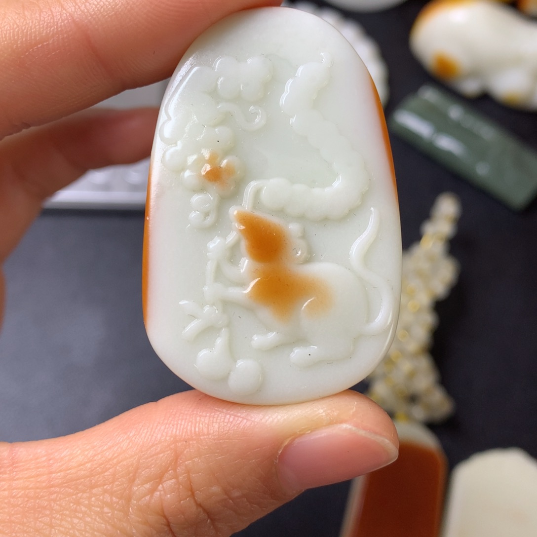 和田玉颈饰未镶嵌