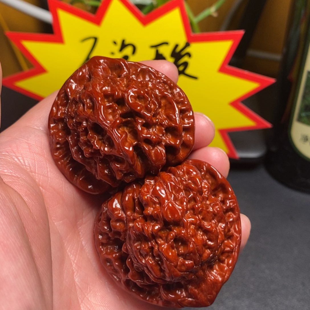文玩核桃吊坠48官帽