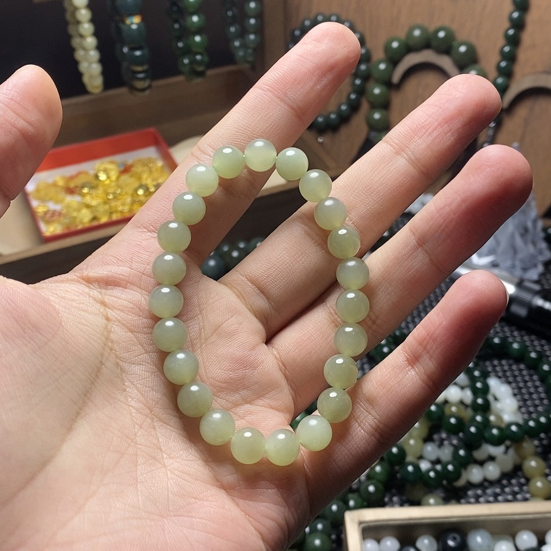 和田玉未镶嵌手串2